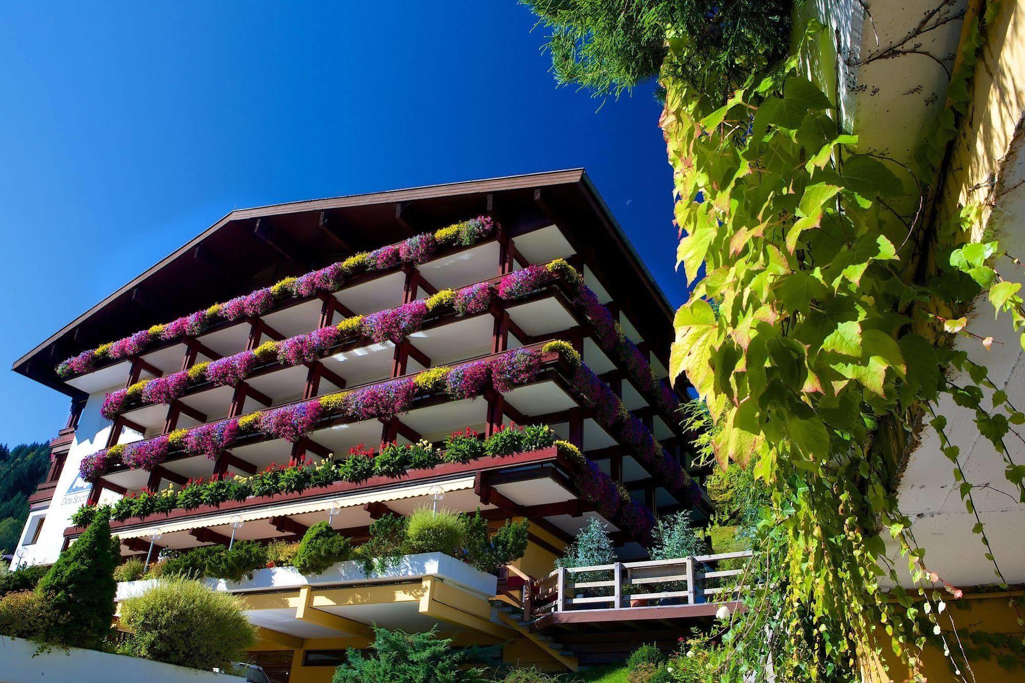 Alpin- Das Sporthotel, Summercard Included May - September Целль-ам-Зе Экстерьер фото