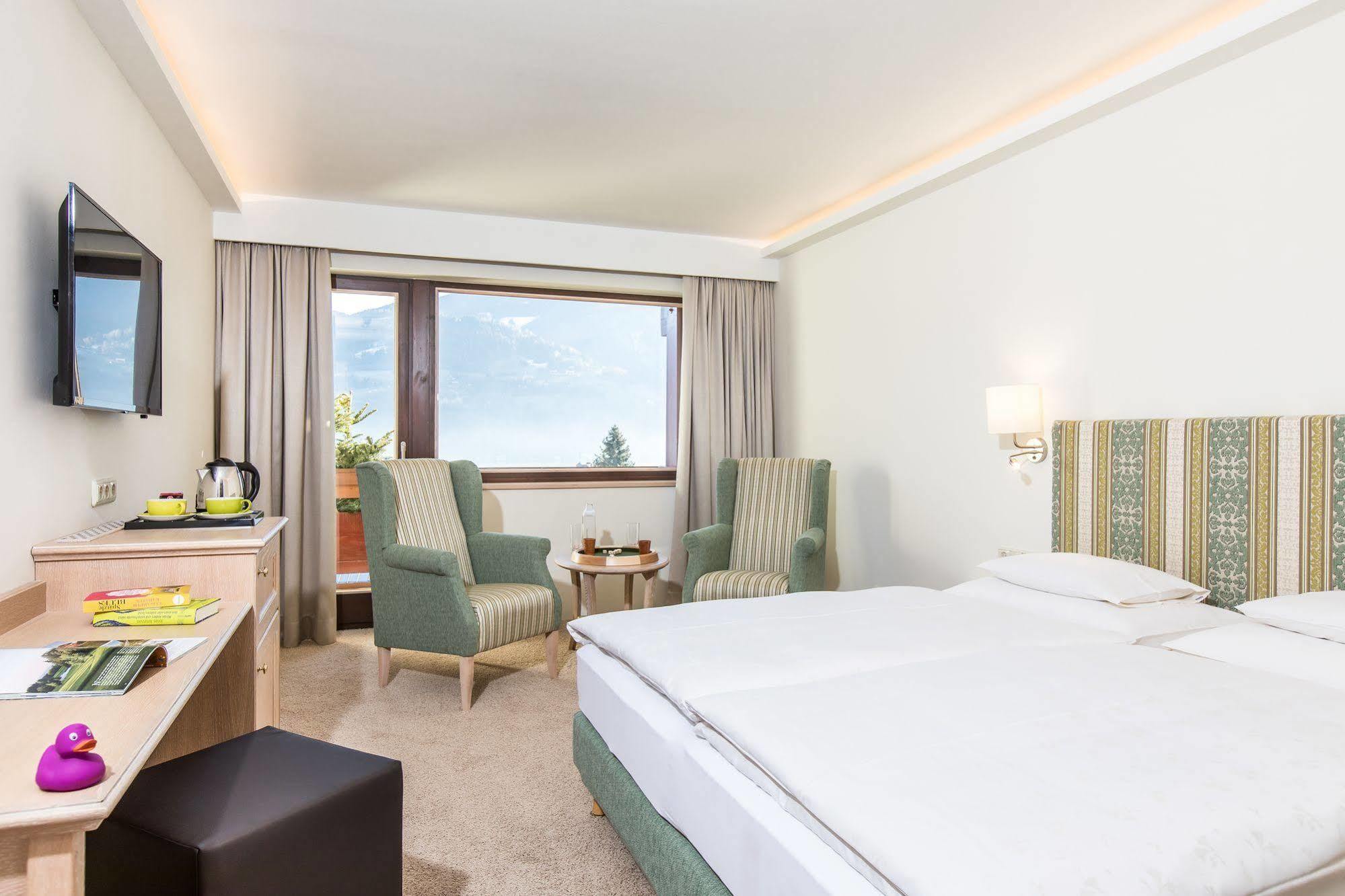 Alpin- Das Sporthotel, Summercard Included May - September Целль-ам-Зе Экстерьер фото